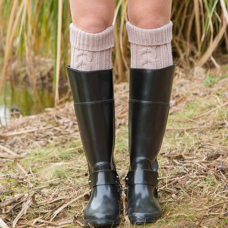 2018 new warm wool leg sets step on foot socks knitted Christmas boots set over the knee diagonal 8 word twist floor socks